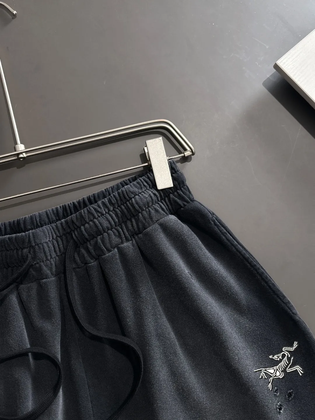 Premium 2025 New Arrival ， ， ， Breathable ， ， ， Quality。 ！ ， ！Sizes：S-XXL